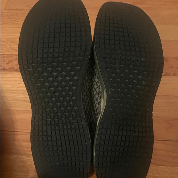 Nobull Camouflage Patterned Sneakers - Picture 8 of 10